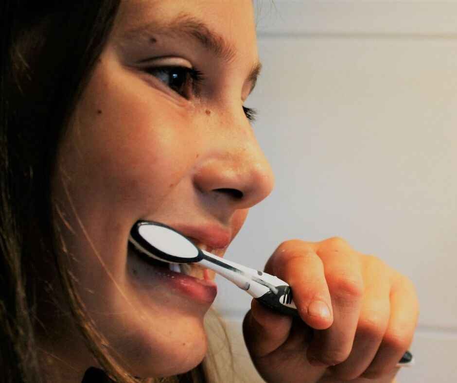 tooth brush